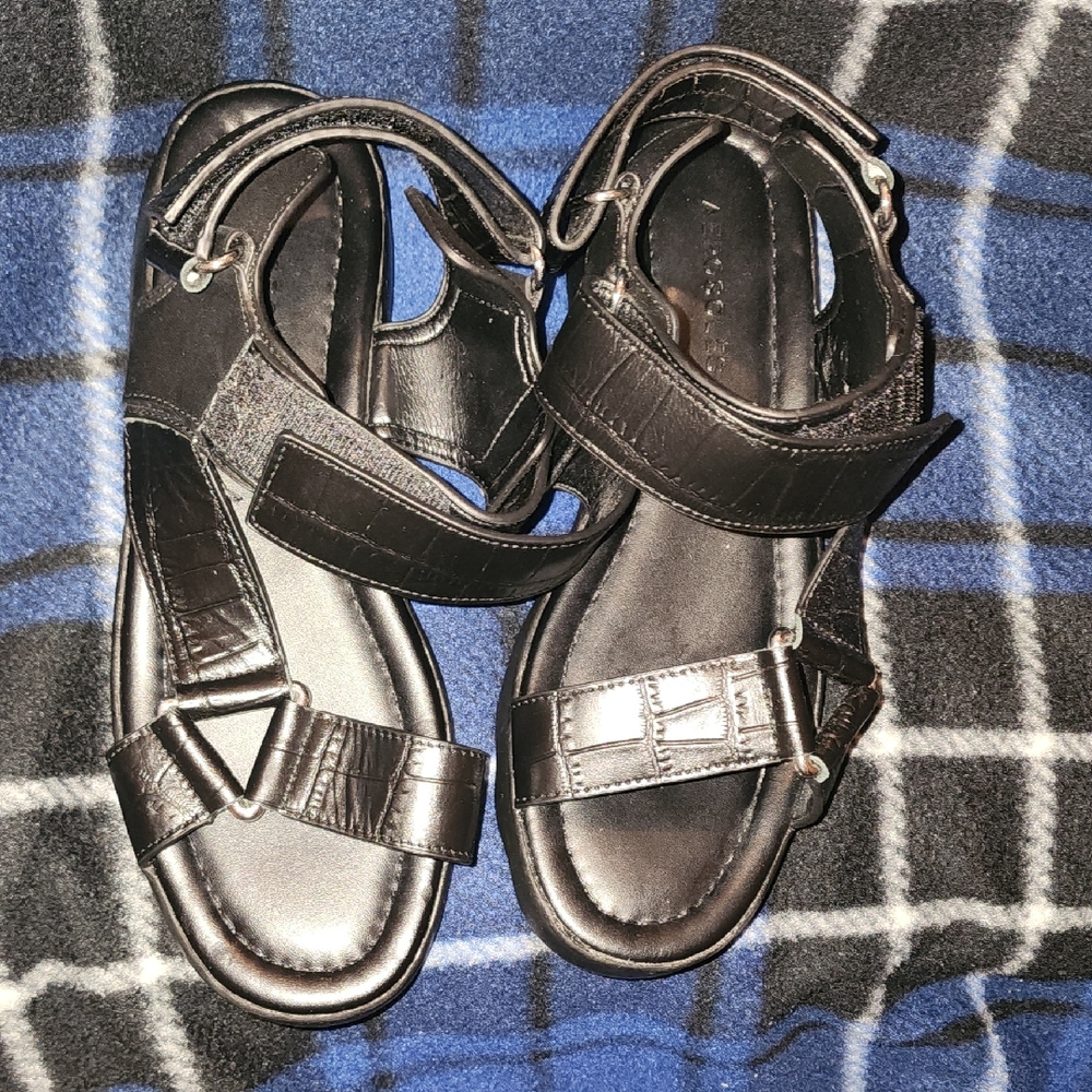 Aerosoles Wave Sandal Women's 7.5 Black